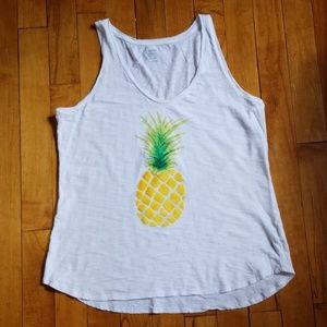 White old navy pineapple tank